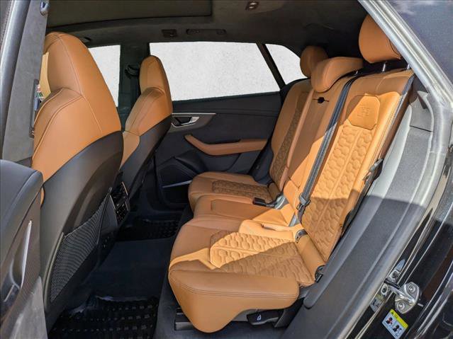 Used 2025 Audi RS Q8 performance image 18