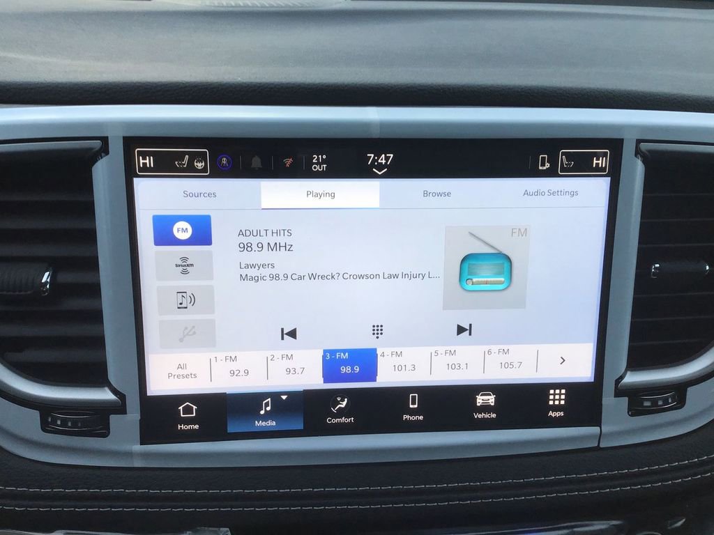 New 2026 Chrysler Pacifica Select image 14