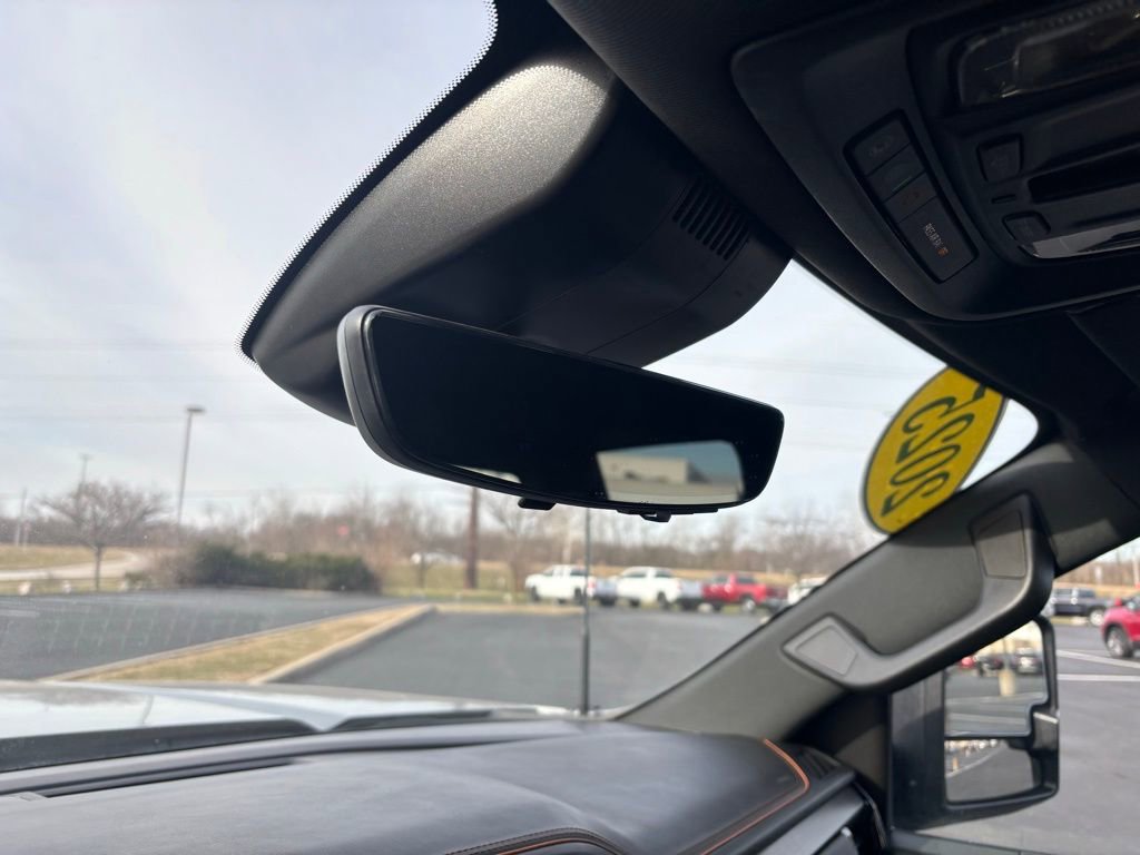 Used 2025 GMC Sierra 2500 AT4 w/ Technology Package image 40