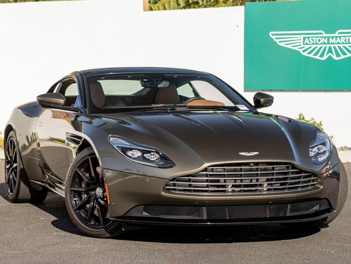 Used 2017 Aston Martin DB11 V12