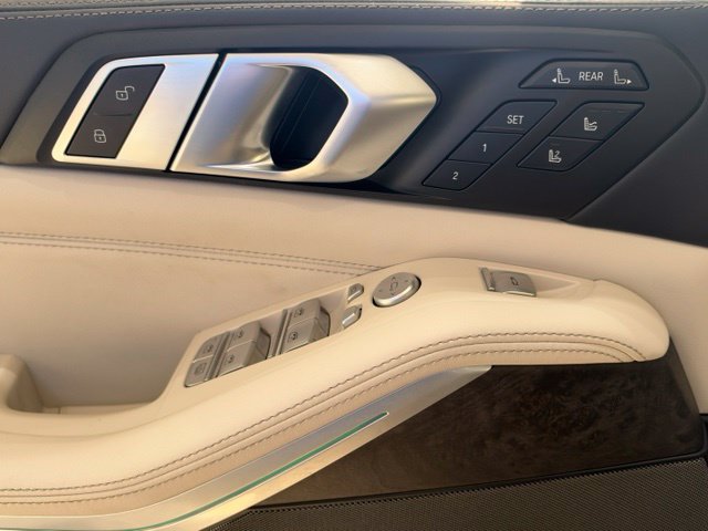 Certified 2023 BMW ALPINA XB7 AWD/4WD image 10
