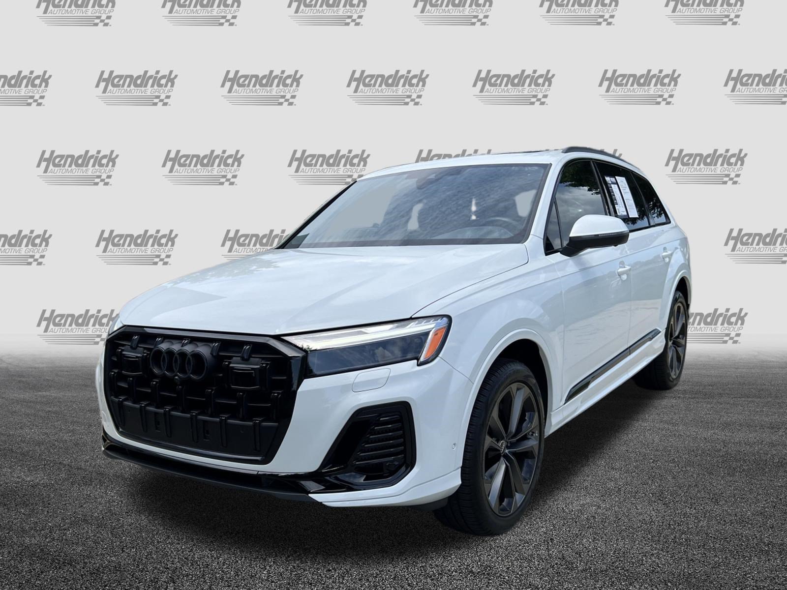 Used 2025 Audi Q7 3.0T Premium Plus AWD/4WD image 5