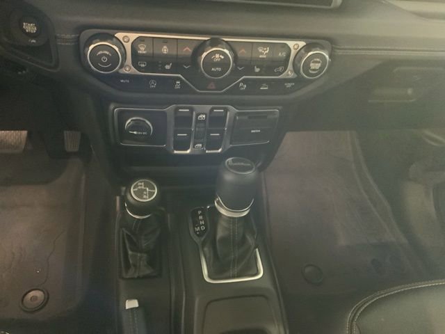 Used 2025 Jeep Gladiator Sport image 22
