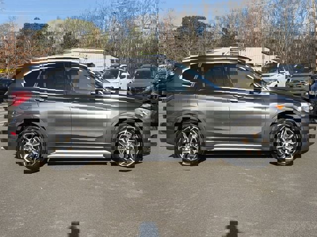 Used 2018 BMW X1 sDrive28i image 2