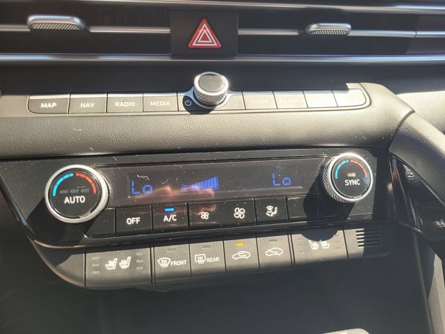 Used 2024 Hyundai Elantra Limited FWD image 24