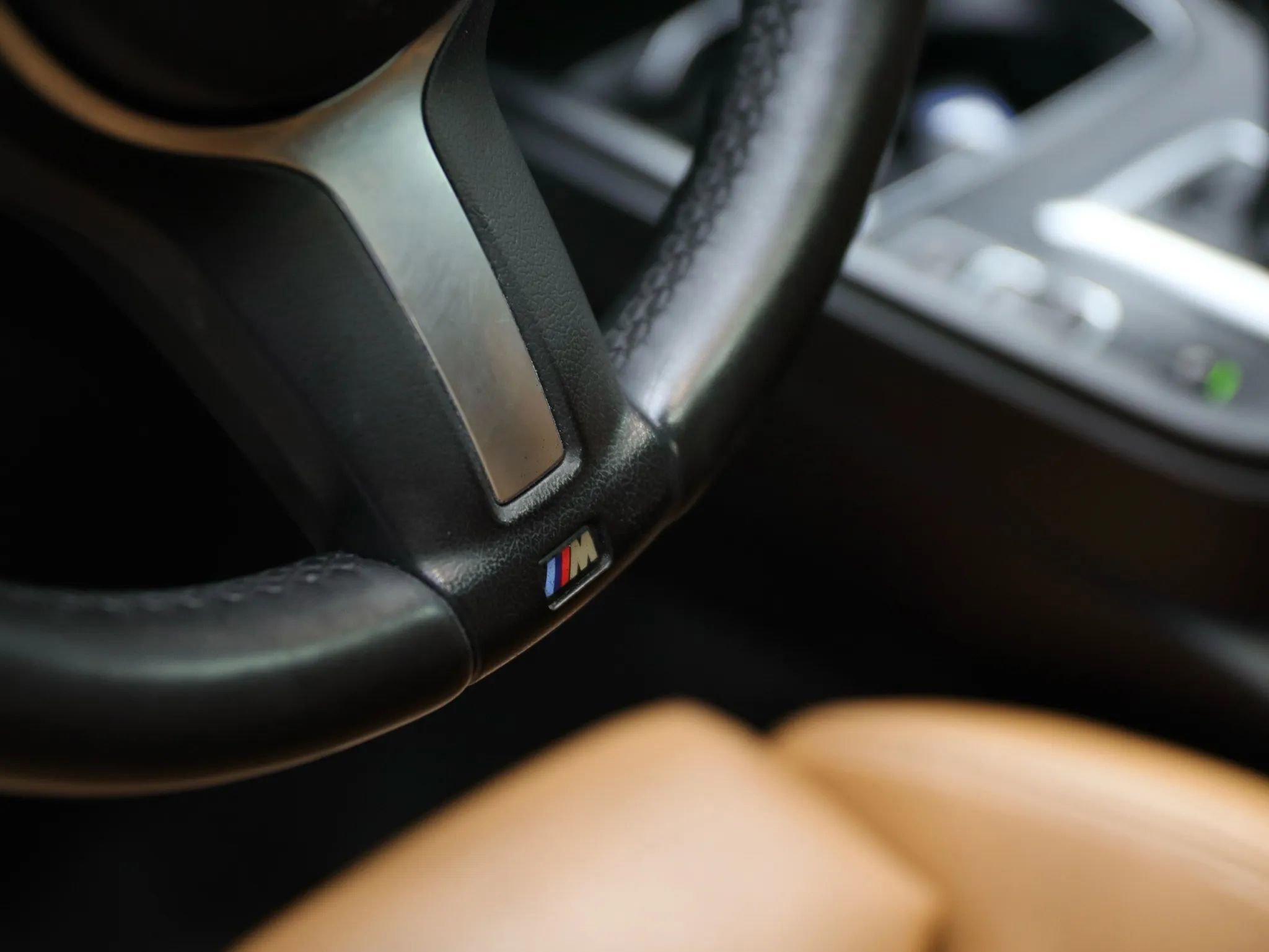 Used 2018 BMW 330i xDrive Sedan w/ M Sport Package image 38