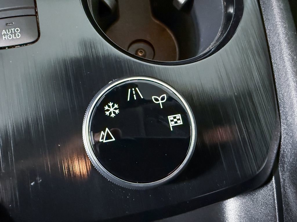 Certified 2023 Nissan Rogue S image 23