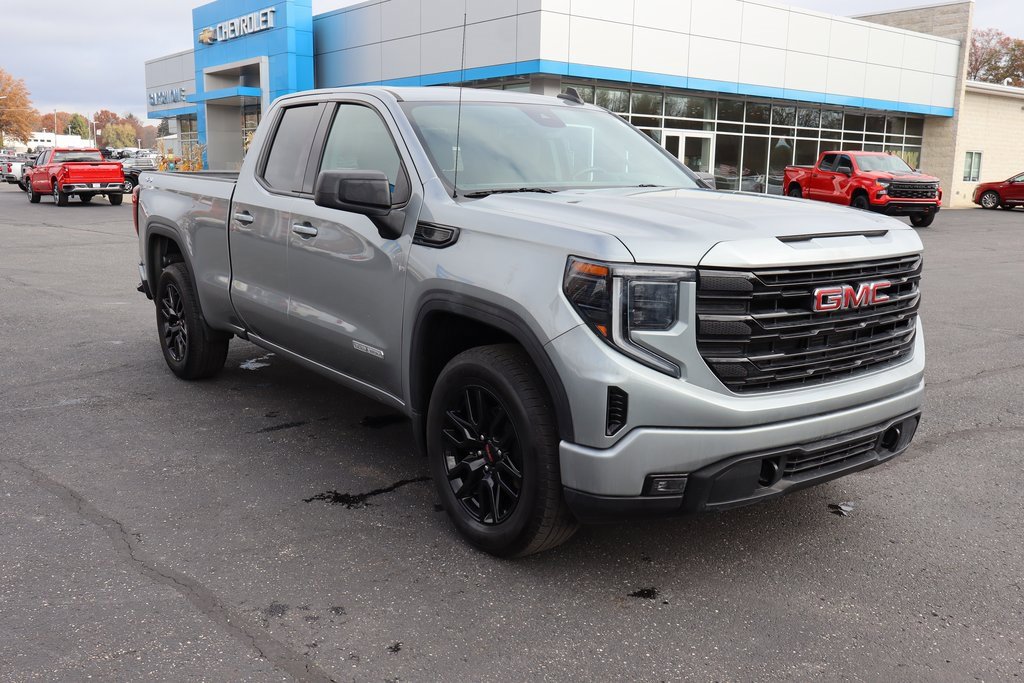 Used 2023 GMC Sierra 1500 Elevation image 2