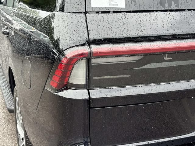 New 2027 Lincoln Navigator Premiere AWD/4WD image 11