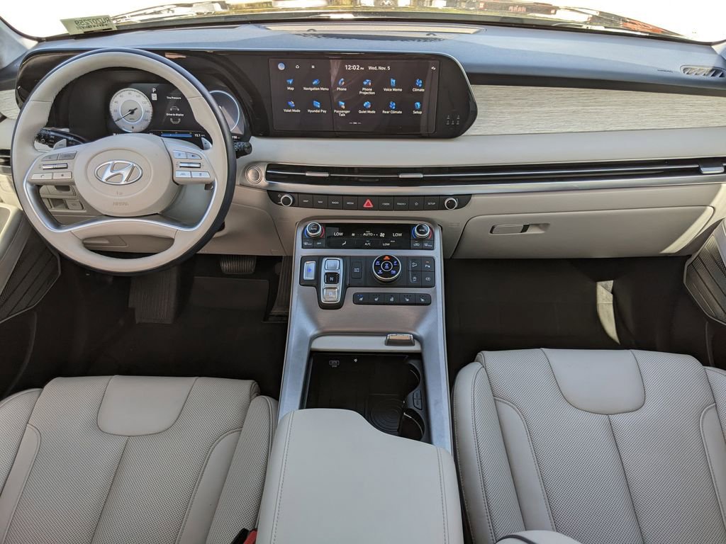 Used 2024 Hyundai Palisade Calligraphy image 13