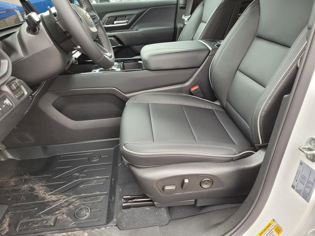 New 2026 Chevrolet Silverado EV LT image 9