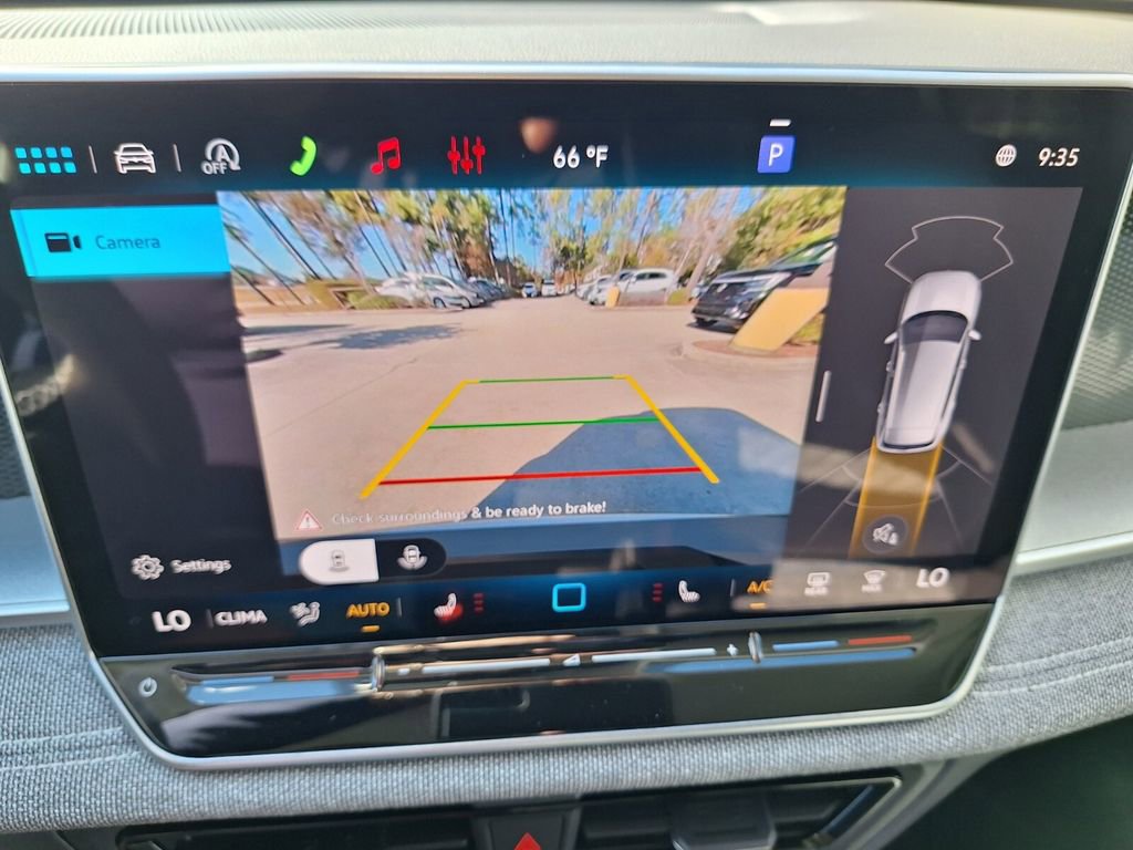 New 2026 Volkswagen Tiguan S image 16