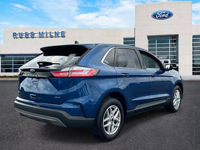 Used 2023 Ford Edge SEL w/ Convenience Package AWD/4WD image 4
