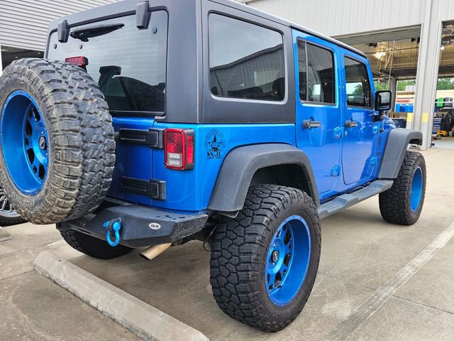 Used 2016 Jeep Wrangler Unlimited Sport w/ Connectivity Group AWD/4WD image 5