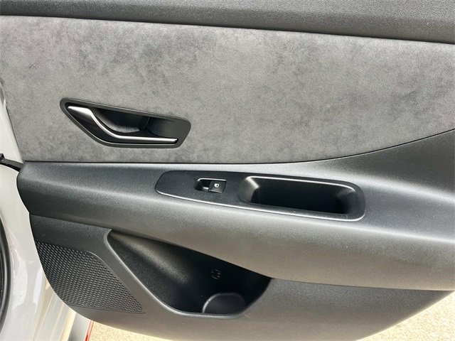 Used 2023 Hyundai Elantra N image 20