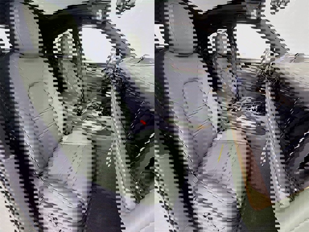 New 2026 Porsche Cayenne image 31