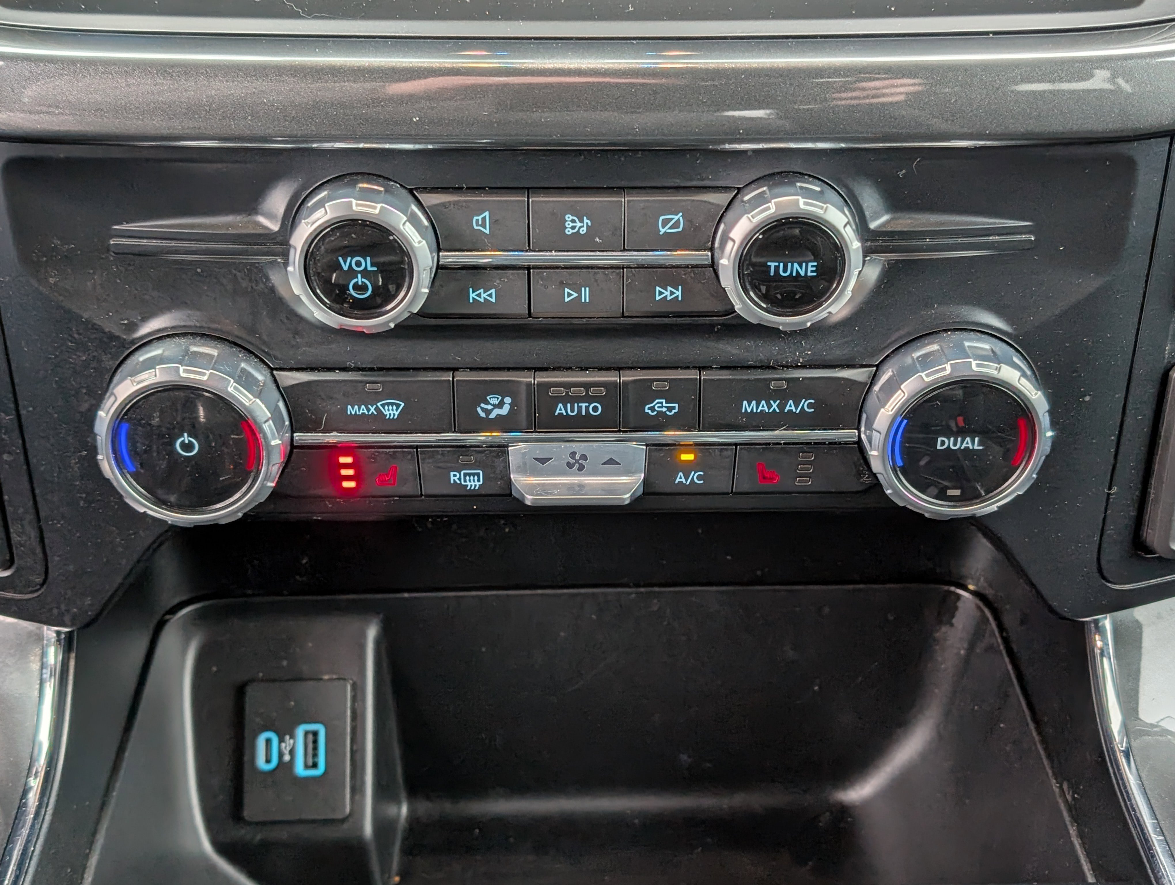 Certified 2023 Ford F150 XLT w/ Equipment Group 302A High image 26