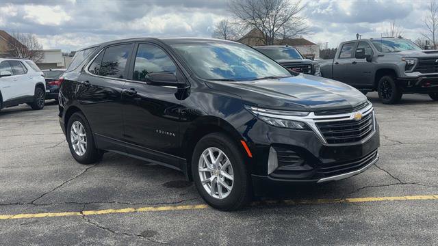 Used 2024 Chevrolet Equinox LT FWD image 2