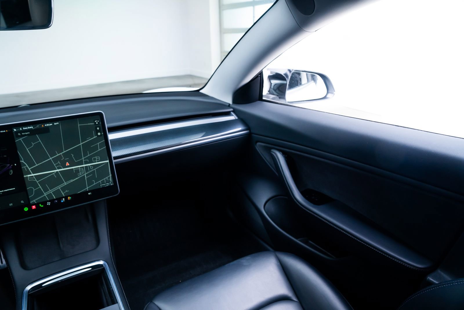 Used 2018 Tesla Model 3 Long Range AWD/4WD image 11