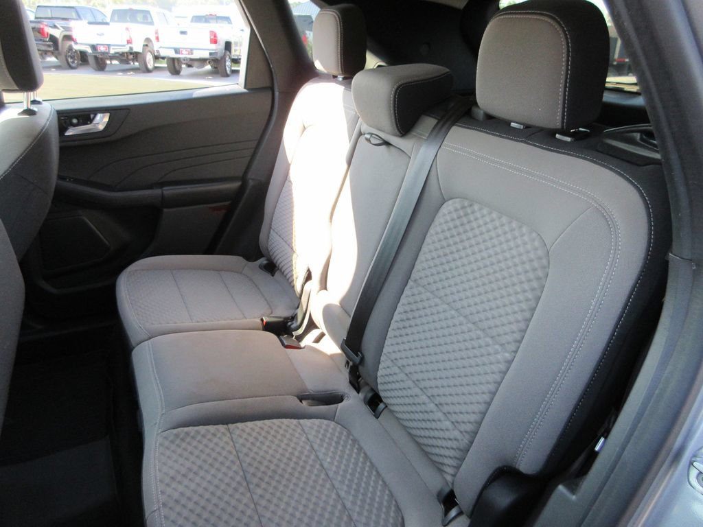 Used 2021 Ford Escape SE w/ SE Sport Appearance Package FWD image 19