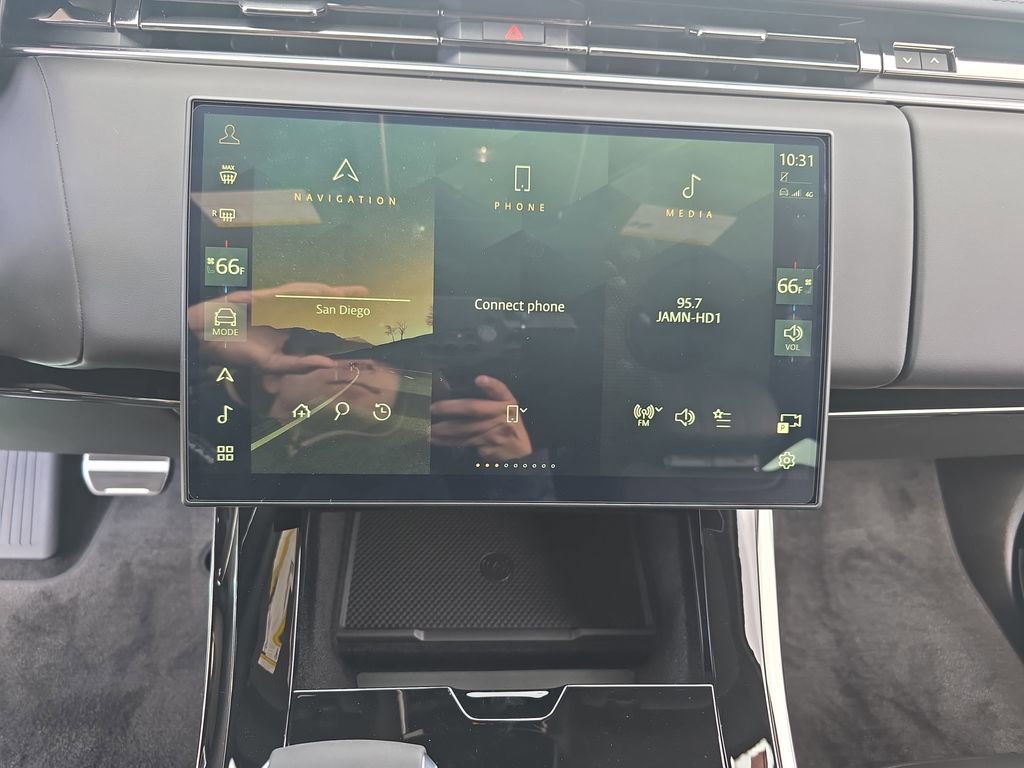 New 2026 Land Rover Range Rover Sport Dynamic SE AWD/4WD image 21