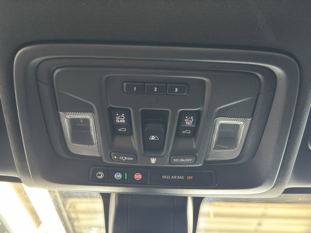 Used 2023 Chevrolet Silverado 3500 High Country AWD/4WD image 27