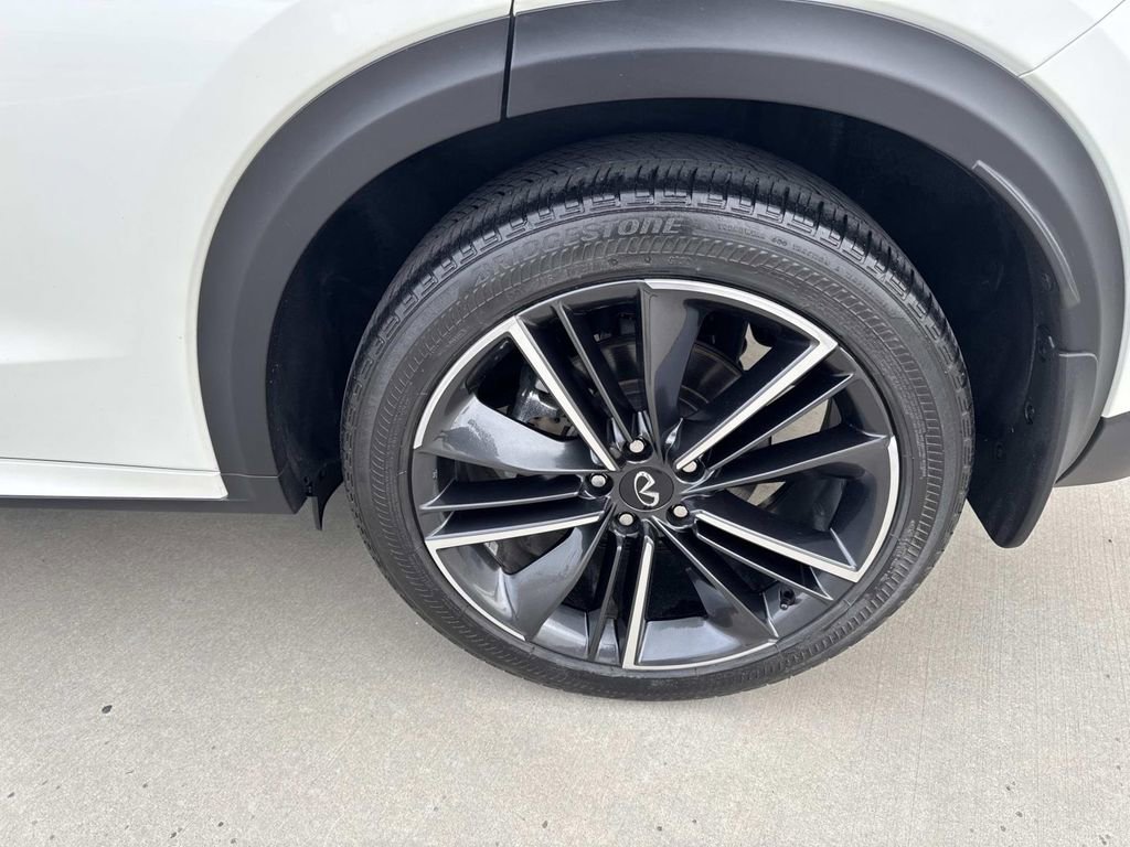 Certified 2023 INFINITI QX55 Luxe w/ Cargo Package image 8