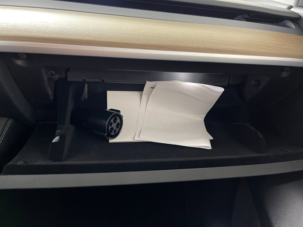 Used 2022 Tesla Model Y Performance image 27