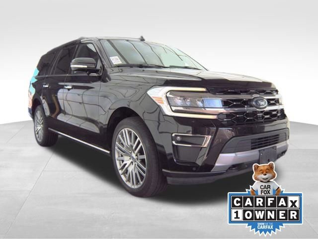 Used 2023 Ford Expedition Max Limited image 3