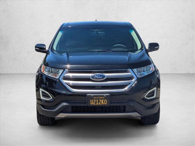 Used 2018 Ford Edge Titanium FWD image 2