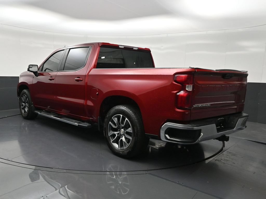 Used 2023 Chevrolet Silverado 1500 LT RWD image 3