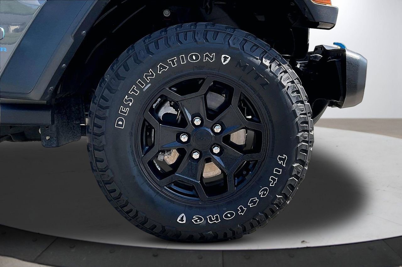 Used 2023 Jeep Wrangler Unlimited w/ Cold Weather Group image 33