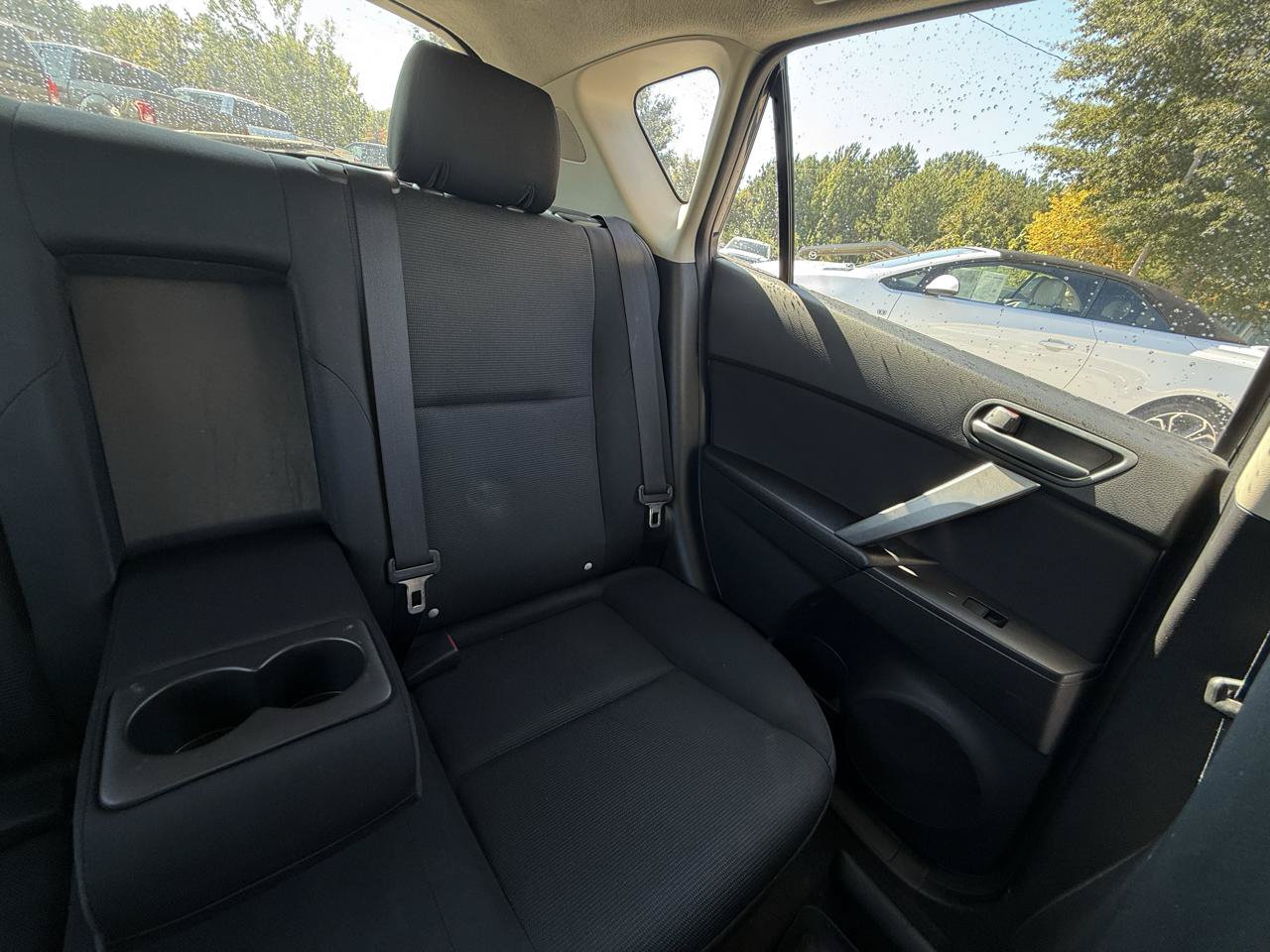 Used 2011 MAZDA MAZDA3 s Sport FWD image 37
