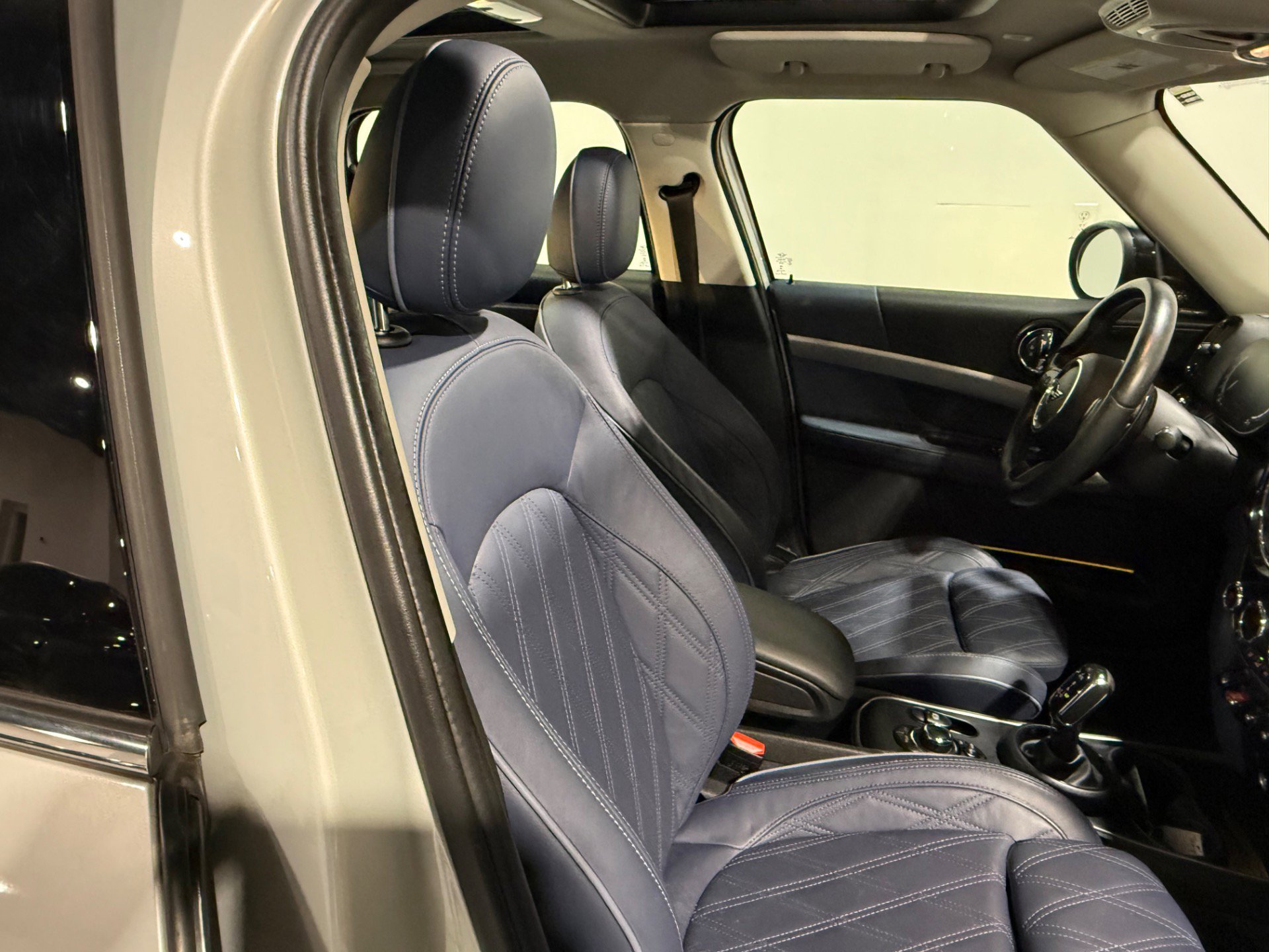 Used 2023 MINI Cooper Countryman S w/ Signature Upholstery Package image 46