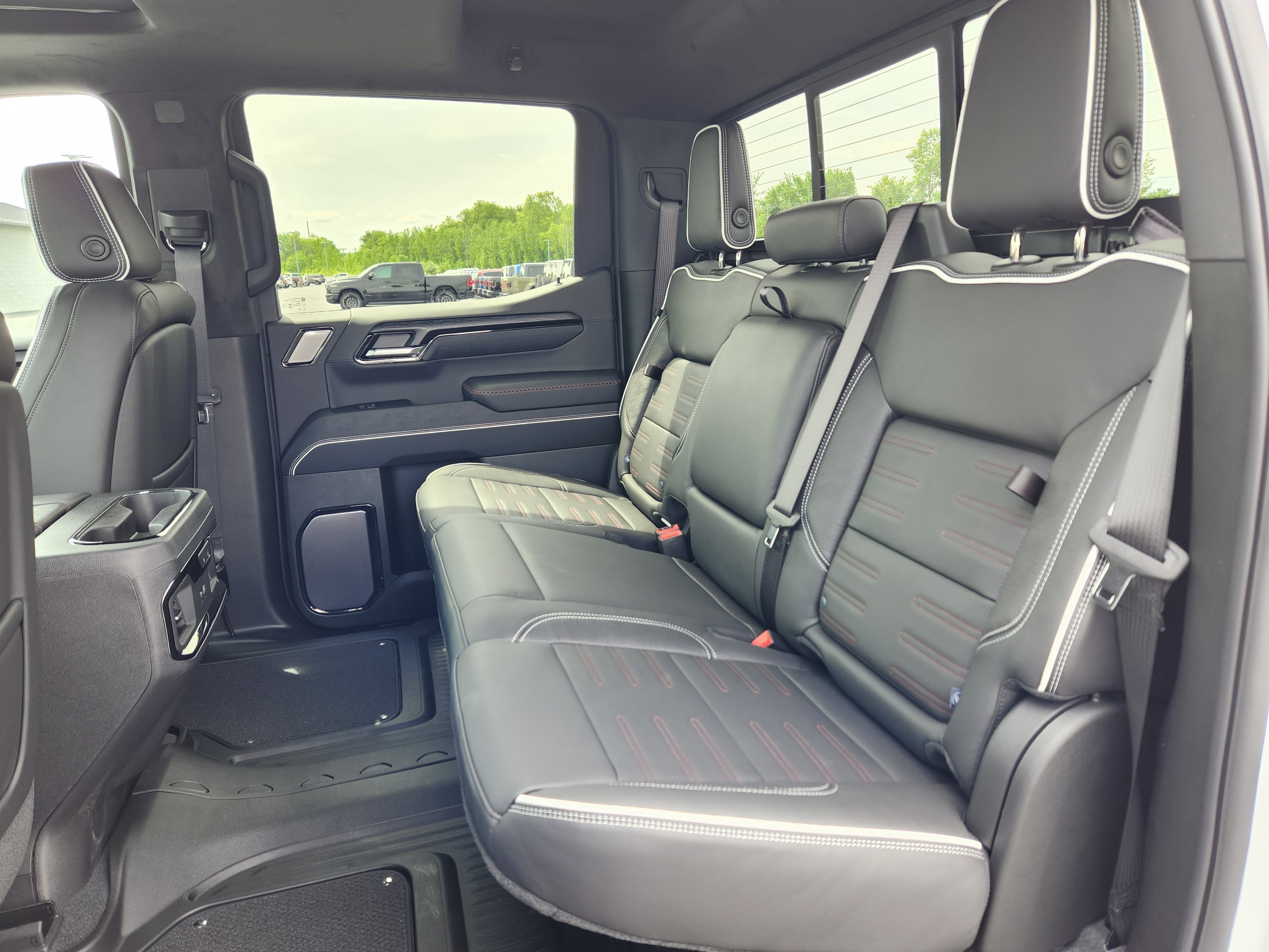 New 2026 GMC Sierra 1500 AT4X AWD/4WD image 8