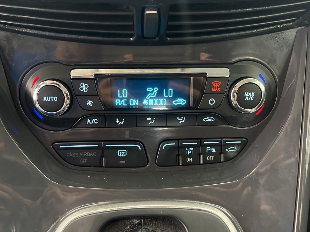 Used 2013 Ford Escape Titanium w/ Parking Technology Pkg FWD image 14