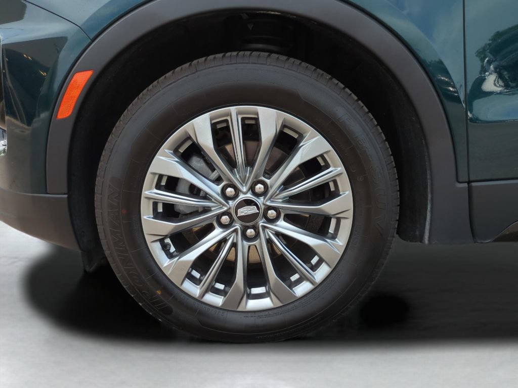 Used 2025 Cadillac XT4 Premium Luxury FWD image 26