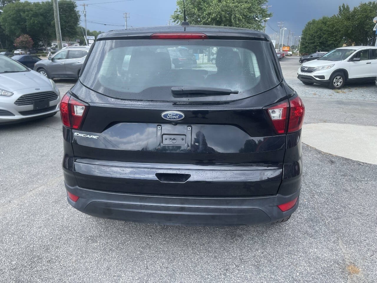 Used 2019 Ford Escape S FWD image 9
