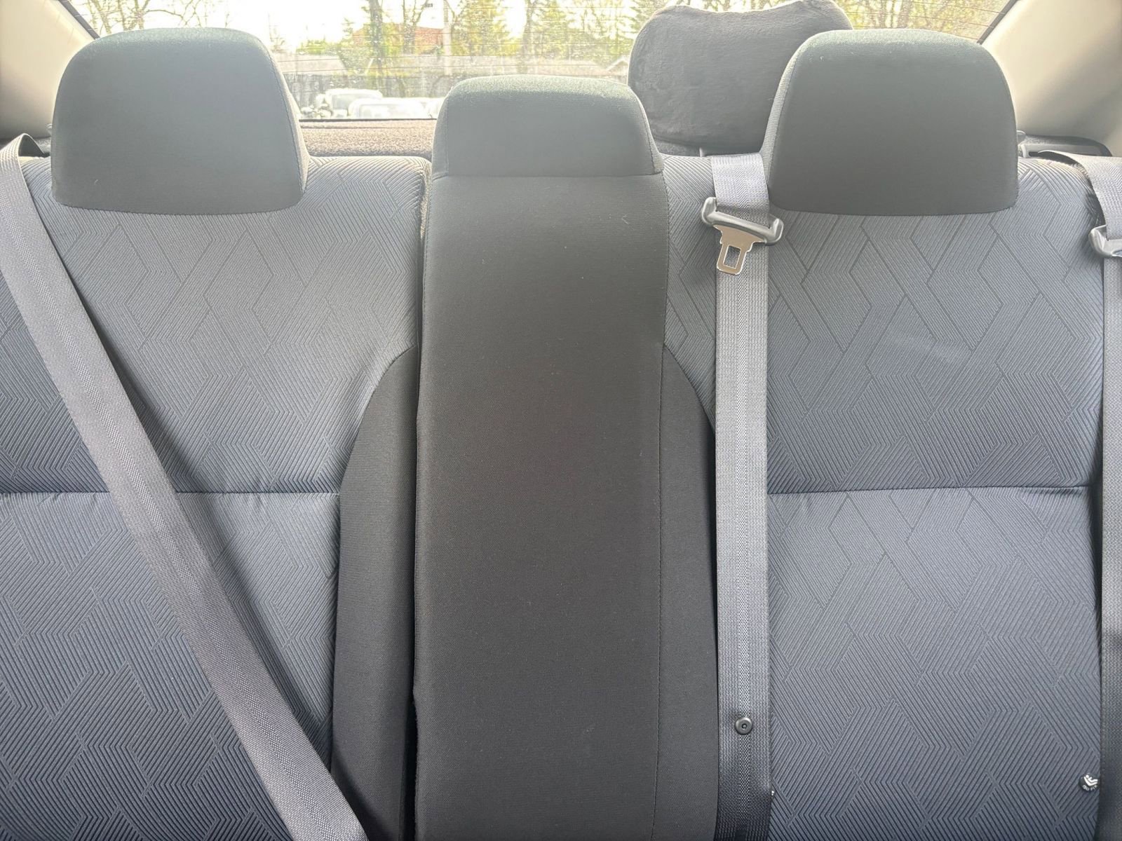 Used 2025 Nissan Versa SV image 36