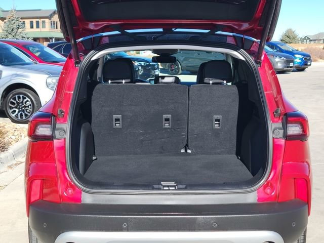 Certified 2025 Ford Escape Platinum w/ Premium Technology Package image 13