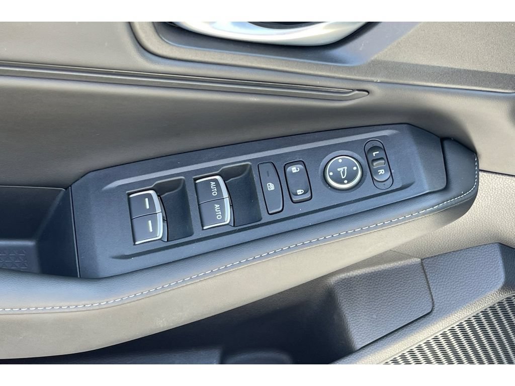 Used 2024 Honda Accord Sport image 12
