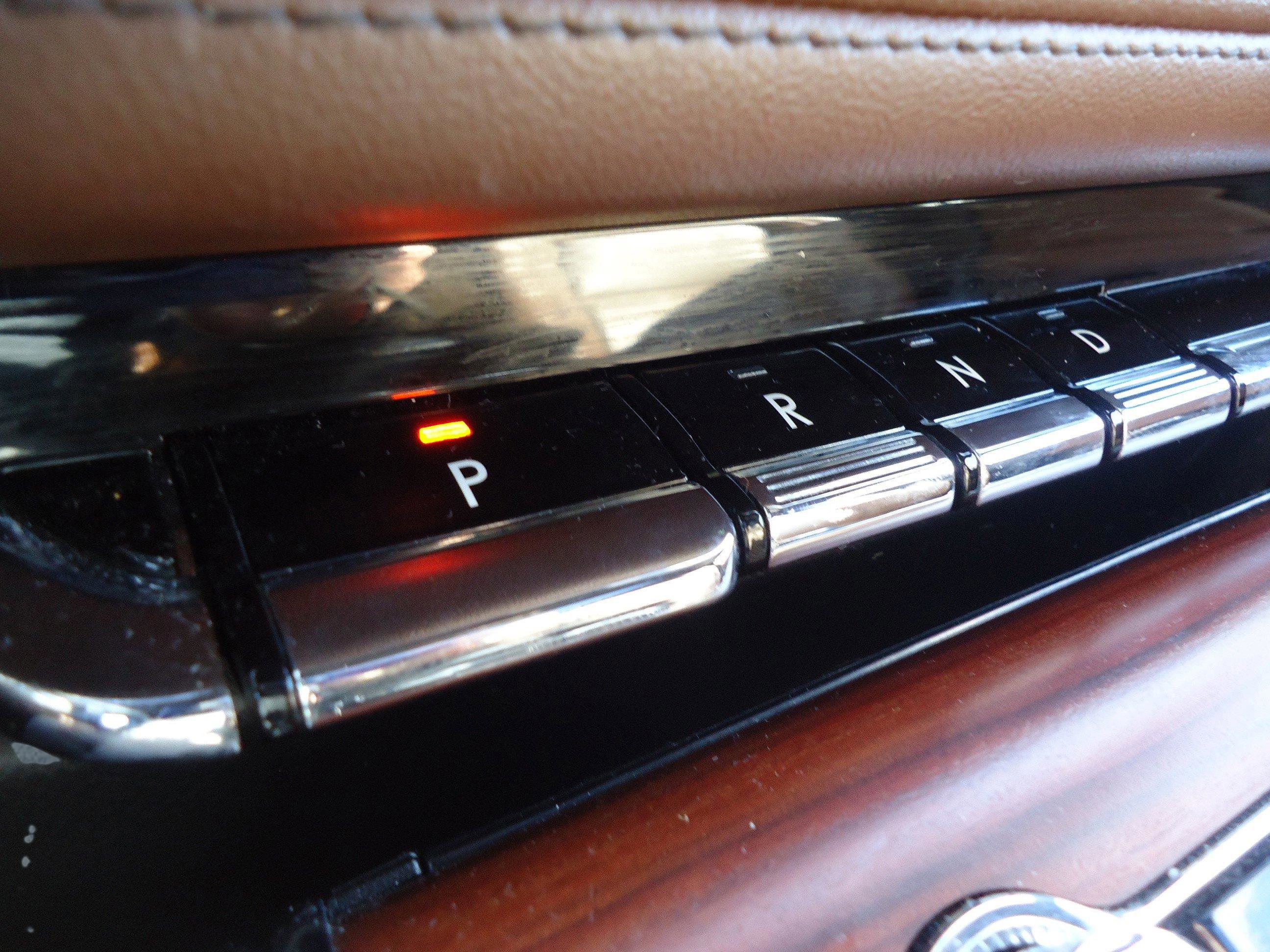 Used 2023 Lincoln Aviator Reserve w/ Equipment Group 201A image 20