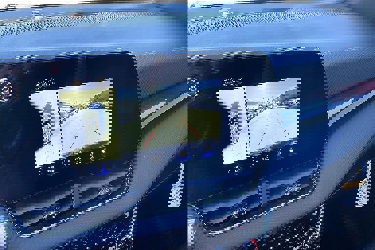 Used 2025 Chevrolet Equinox RS w/ Safety and Technology Package image 25