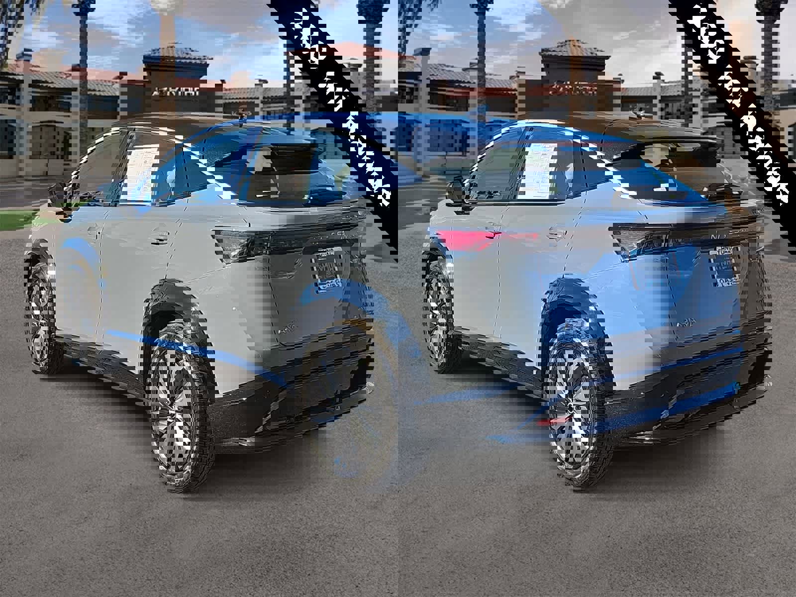 Used 2024 Nissan Ariya FWD image 6