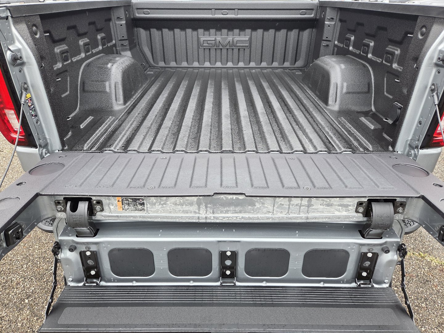 New 2026 GMC Sierra 1500 AT4 w/ AT4 Premium Package AWD/4WD image 24