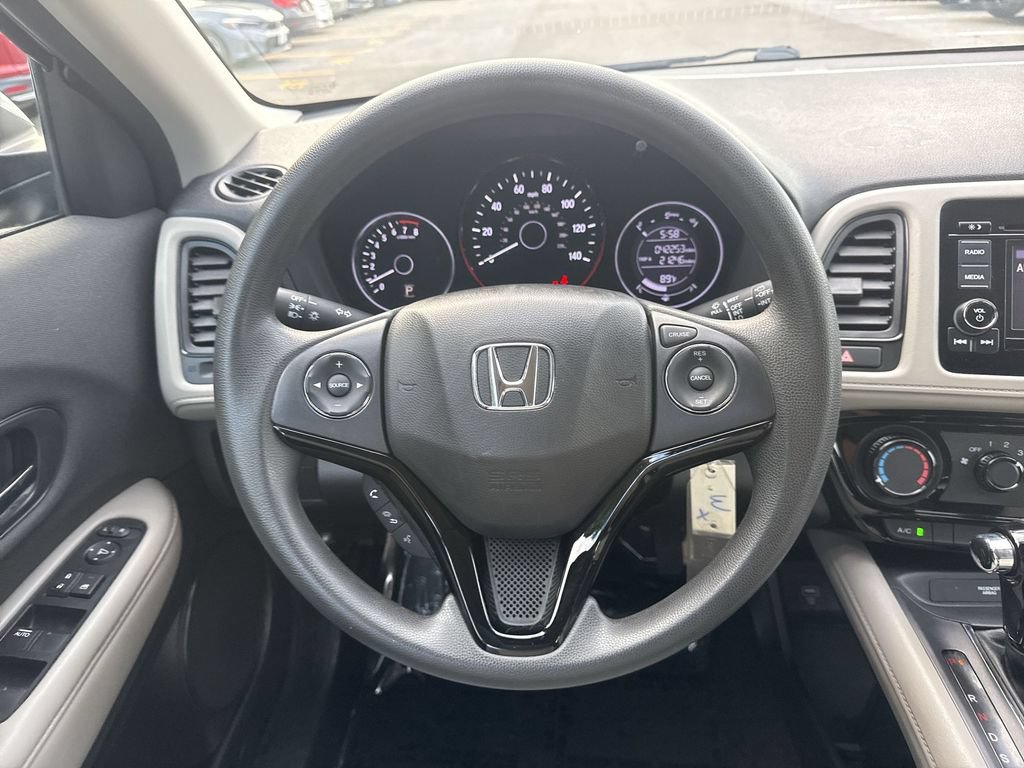 Used 2021 Honda HR-V LX image 11