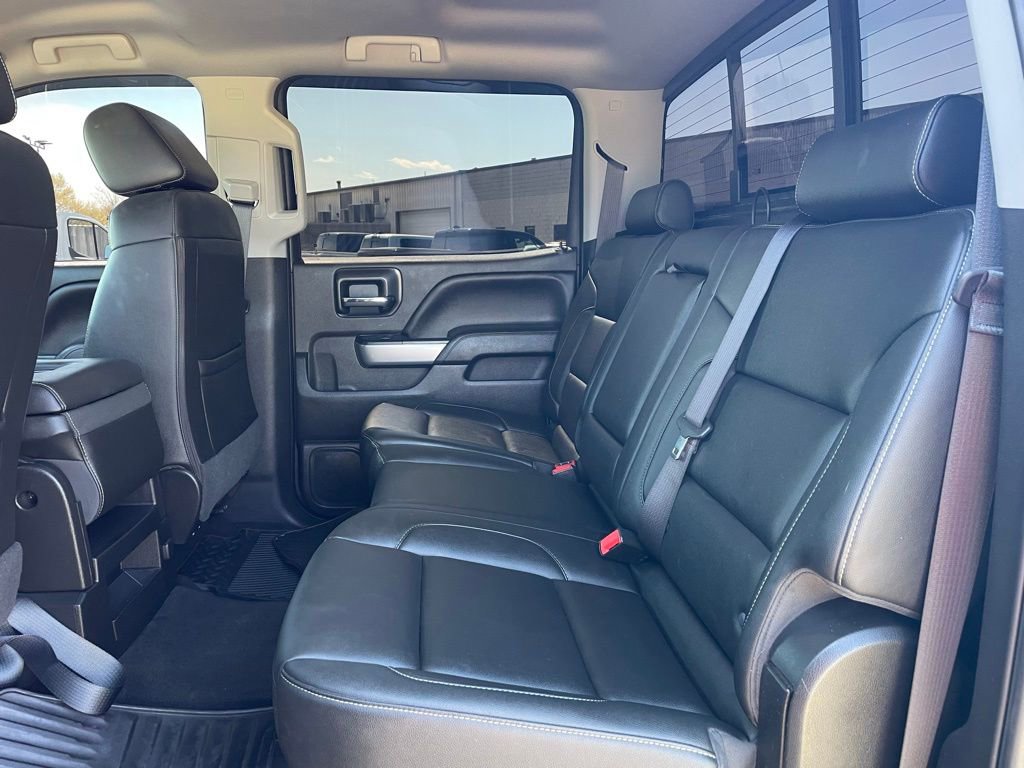 Used 2018 Chevrolet Silverado 1500 LT w/ All Star Edition AWD/4WD image 8