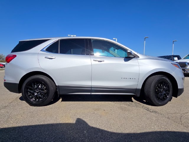 Used 2020 Chevrolet Equinox LT w/ Driver Convenience Package FWD image 18