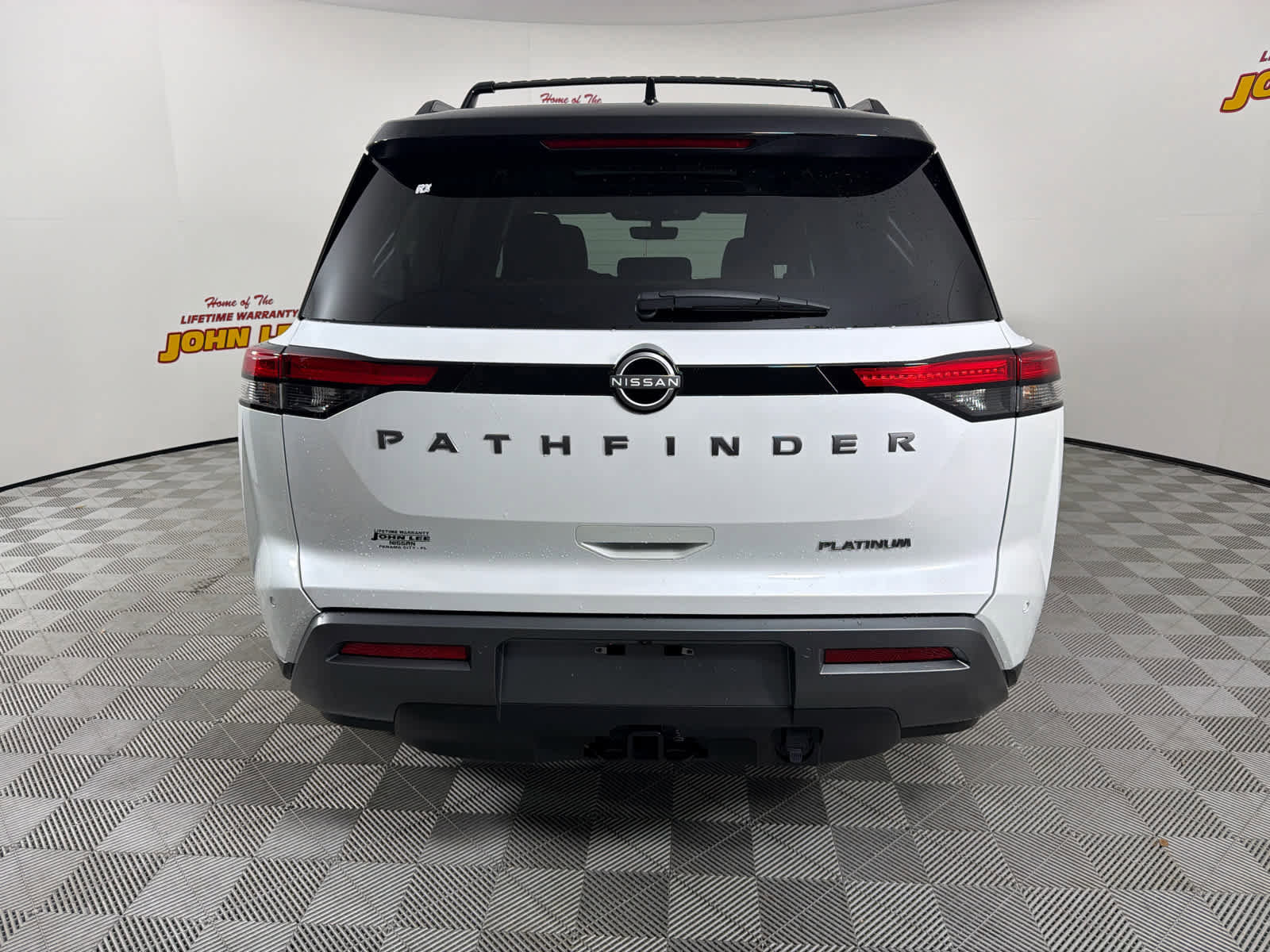 New 2026 Nissan Pathfinder Platinum w/ Cargo Package image 4