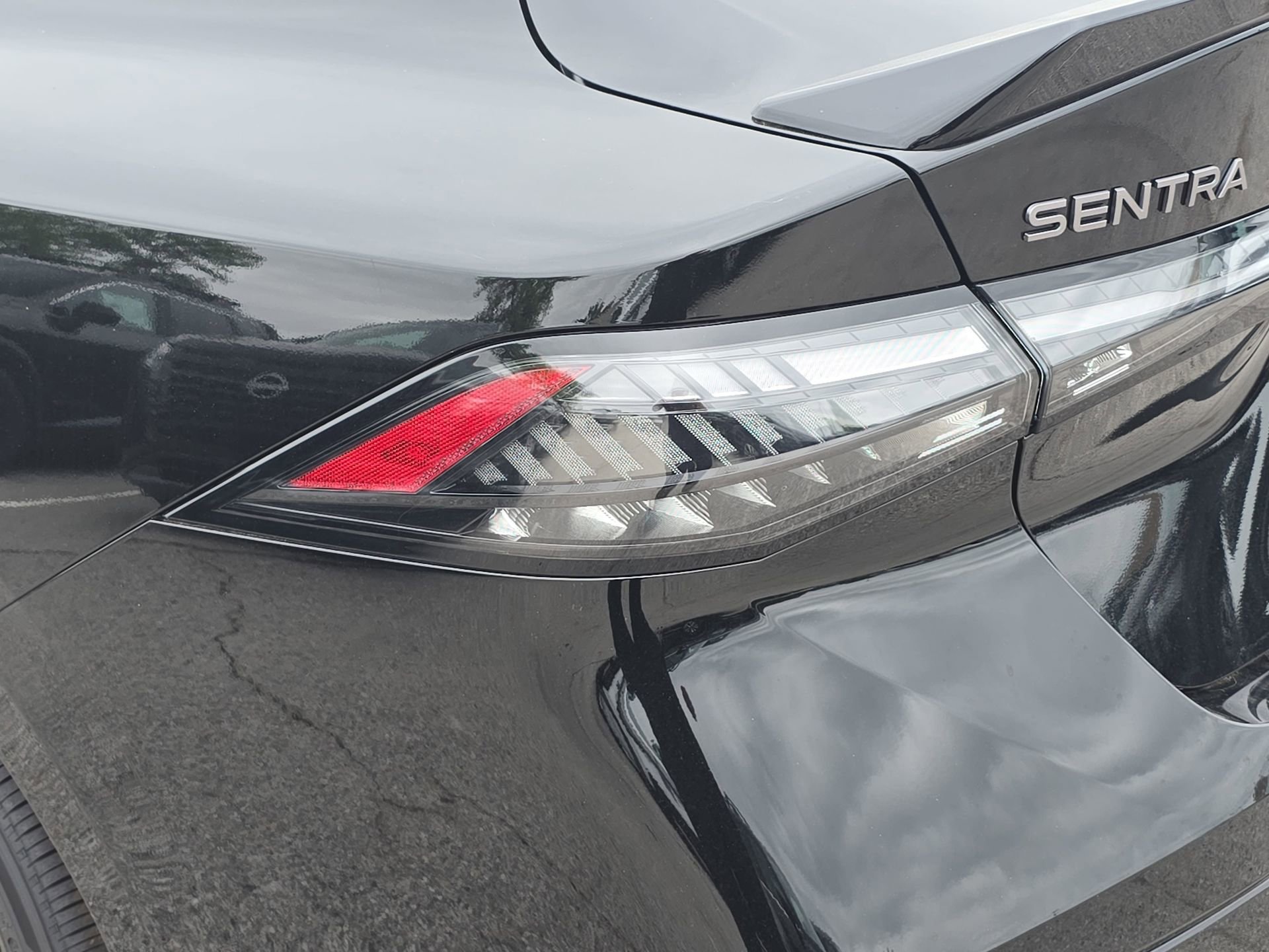 New 2026 Nissan Sentra SR w/ SR Premium Package FWD image 32